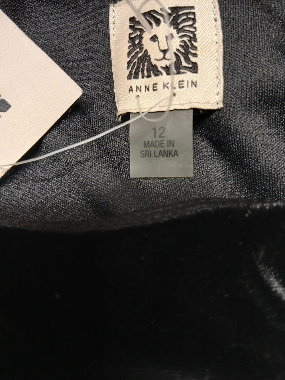 Annen Klein Women's Black Velvet Ruched Sheath Dress - Picture 9 of 10